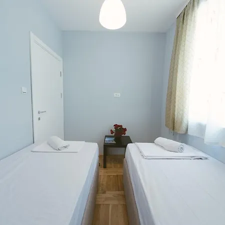 Apartment Luxury Explorer Podgorica
