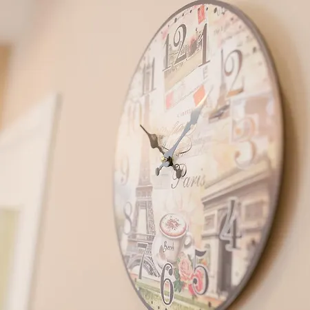 Luxury Explorer * بودغوريتْسا