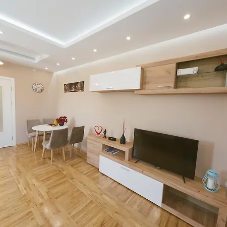 דירה Luxury Explorer